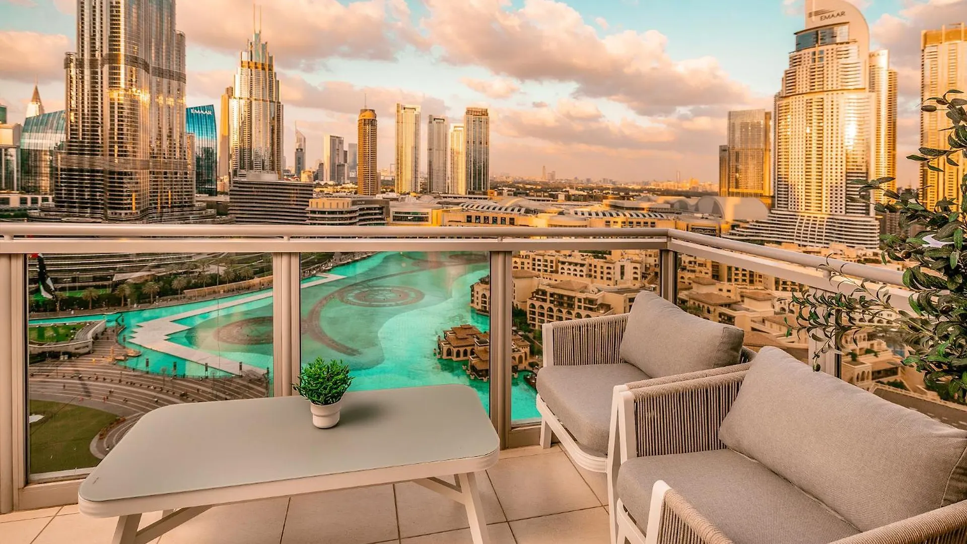 Elite Royal Apartment - Full Burj Khalifa & Fountain View - Luxurious - Largest Layout - Chairman Dubai 0*,